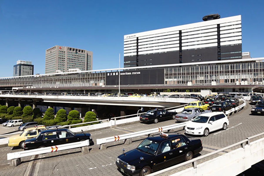 新大阪駅（画像：photolibrary）。