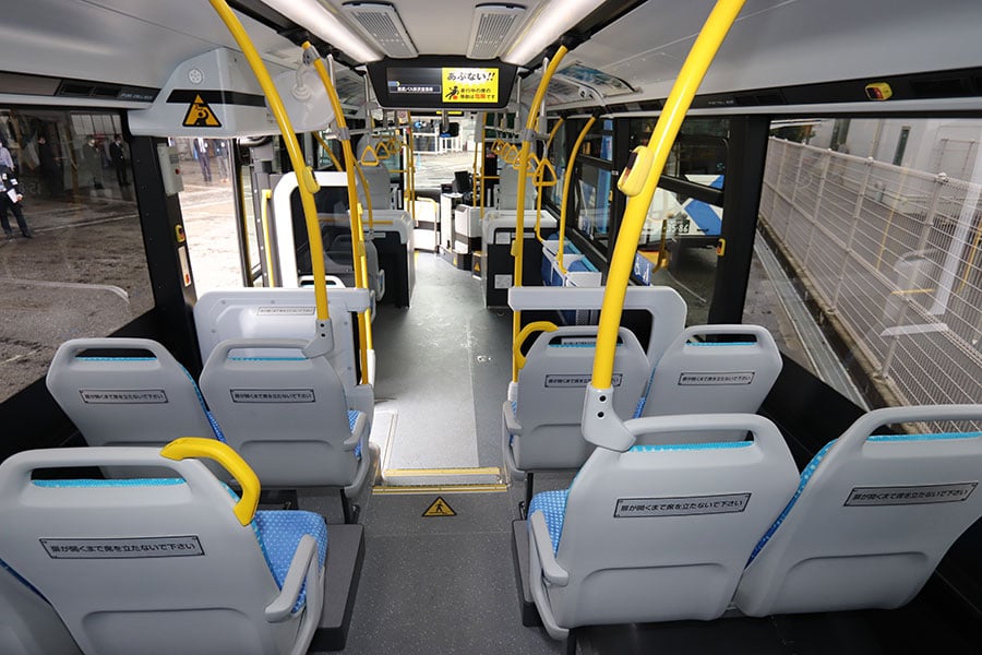 西武バスが導入した燃料電池バス「SORA」（2020年11月25日、柘植優介撮影）。