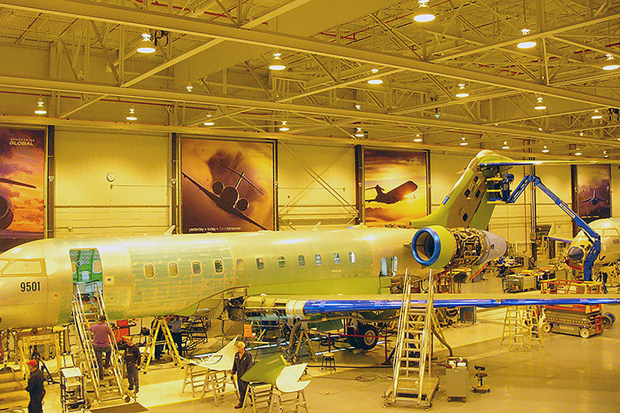 リージョナル・ジェット旅客機「CRJ」の最終組み立てライン。CRJ事業は2019年に三菱重工業に売却されている(竹内 修撮影)。