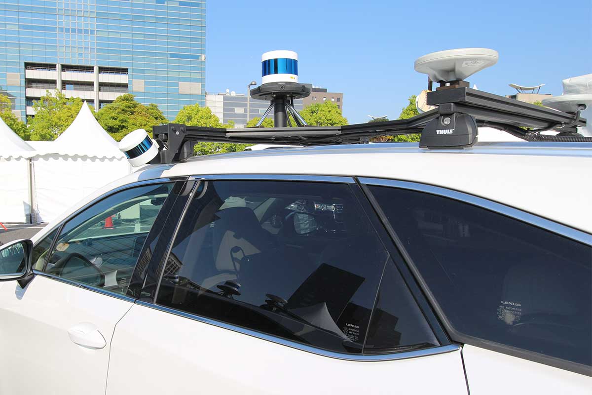 レベル4相当自動運転システムを搭載した金沢大学の車両（Merkmal編集部撮影）。
