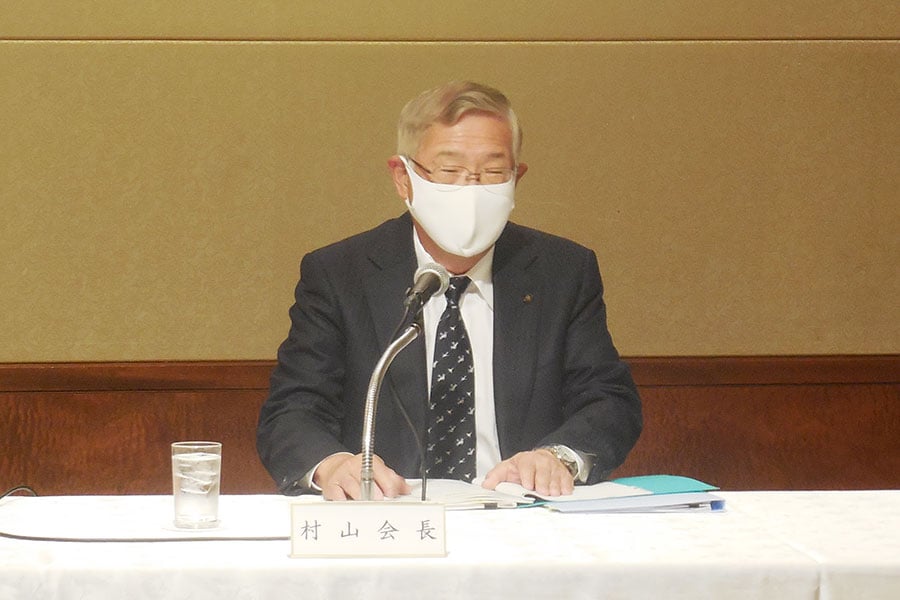 記者会見を行った日本航空宇宙工業会の村山 滋会長（竹内 修撮影）。
