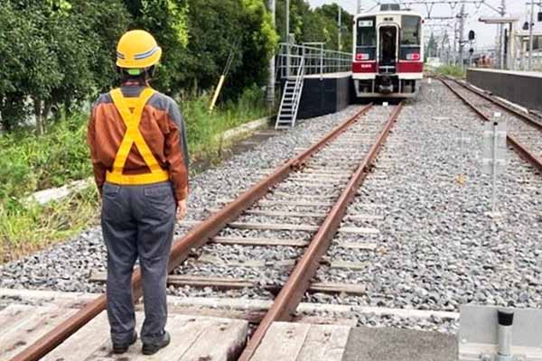 前方障害物検知システムによる検証試験（画像：東武鉄道）。