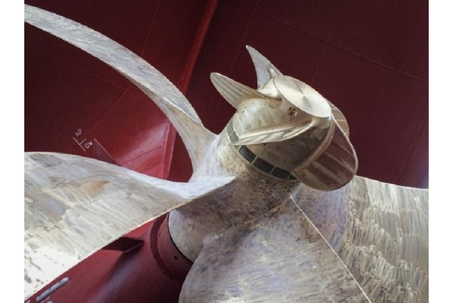 プロペラに装着された「PBCF」（画像：商船三井）。