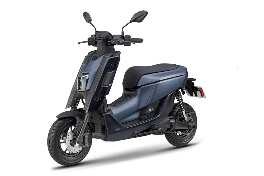 「EMF」の車体カラーはブラック、ブルー、グリーンの展開（画像：ヤマハ発動機）。