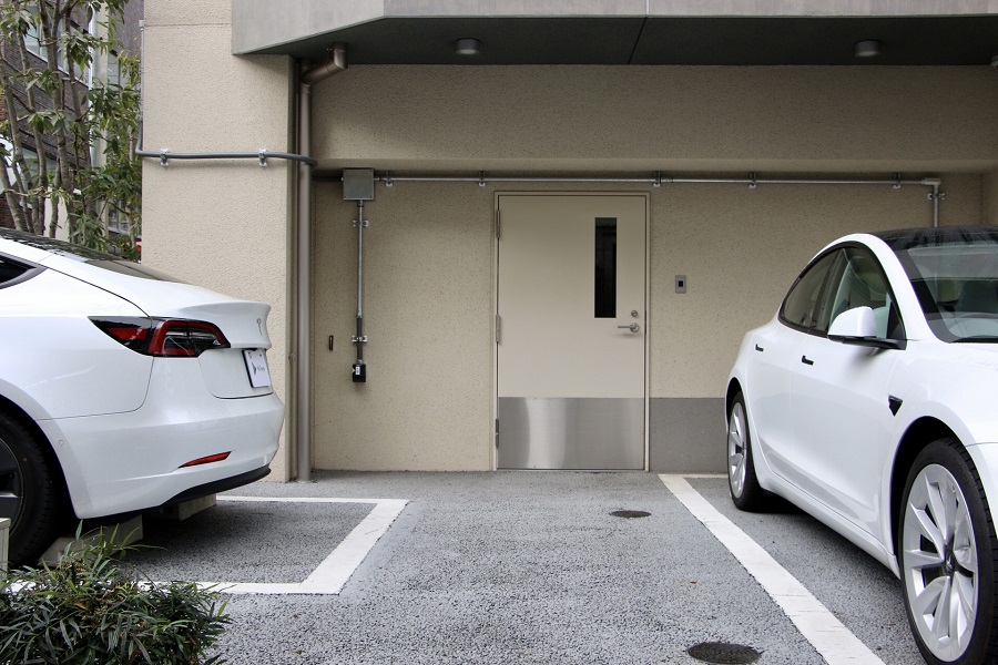 全駐車区画にEVコンセント（画像：ユビ電）。