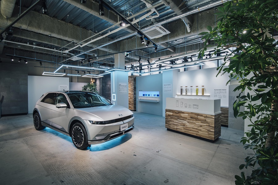 原宿にオープンした韓国ヒョンデのショールーム（画像：Hyundai Mobility Japan）