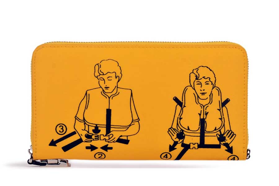 シンガポール航空のアップサイクル製品「デザインド・バイ・シンガポール航空」の商品（画像：Singapore Airlines）