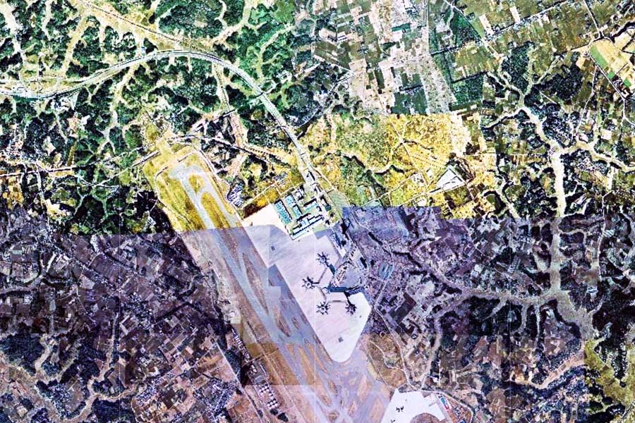1975年頃の成田空港の航空写真（画像：国土地理院）