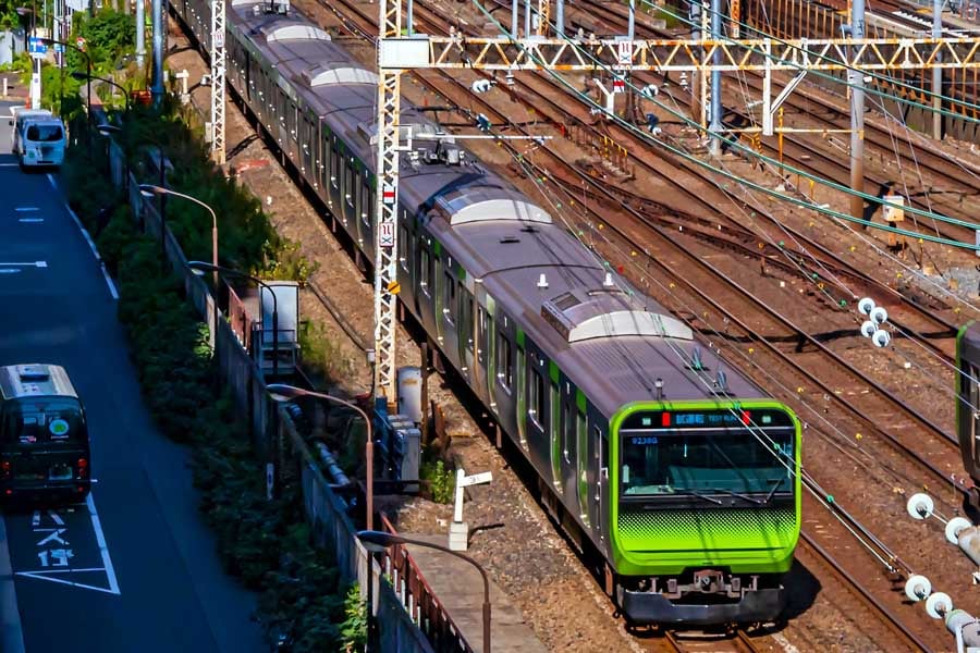 山手線のE235系（画像：写真AC）