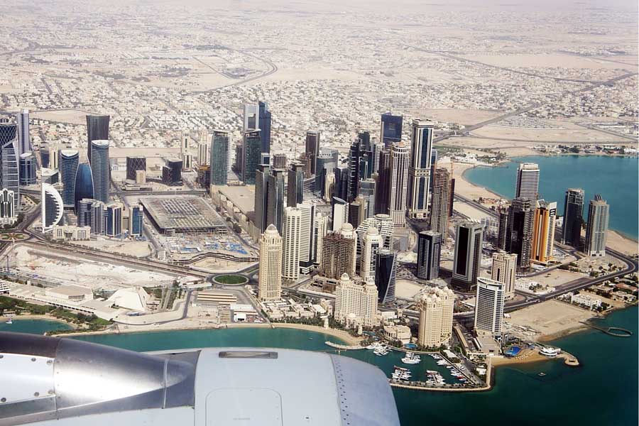 カタールの風景（画像：写真AC）