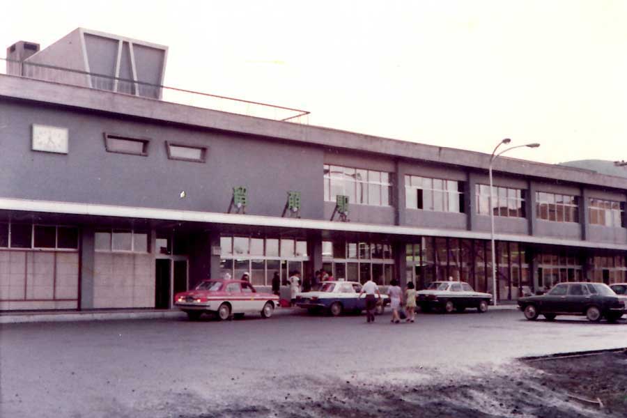 1970（昭和45）年頃の留萌駅（画像：写真AC）