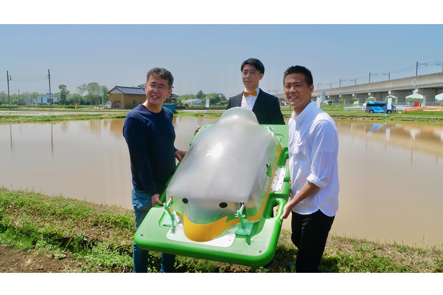 自動抑草ロボット「アイガモロボ」のプロトタイプ（画像：有機米デザイン）
