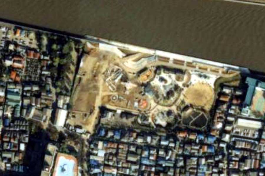 1990年頃のあらかわ遊園周辺の航空写真（画像：国土地理院）