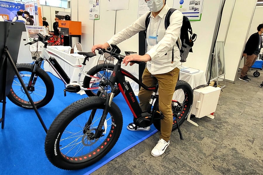 ハードな条件での走行も可能にするタフな電動アシスト自転車も(画像:Merkmal編集部)