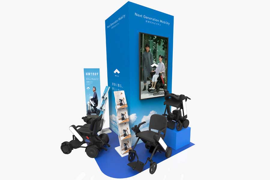 ビックカメラ有楽町店での展示イメージ（画像：WHILL）