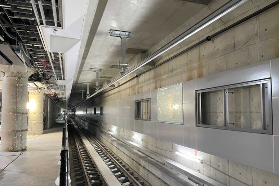 博多駅の区間。建築・設備工事の進行状況。地下駅舎部：プラットホーム（画像：福岡市交通局）