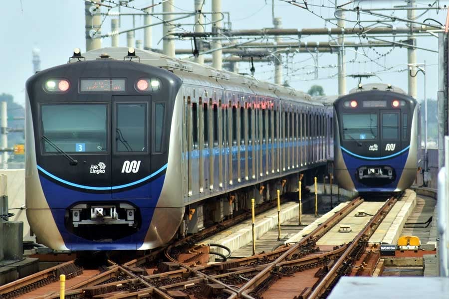 MRT南北線の車両。日本の標準的な通勤電車の規格をほぼそのまま海外に導入した数少ない例(画像:高木聡)