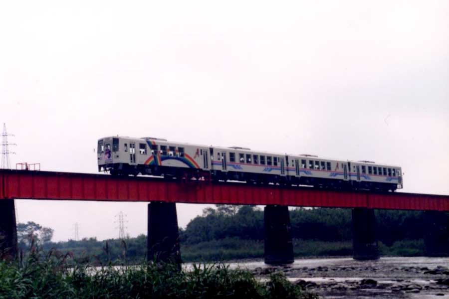 1989年10月のくま川鉄道「開業初日」の様子（画像：くま川鉄道）