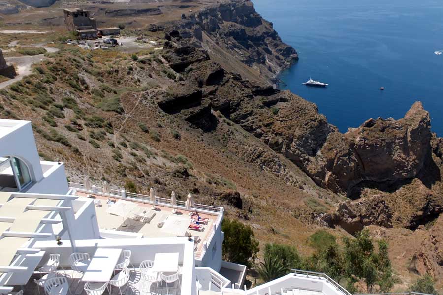 ギリシャ「サントリーニ島」（画像：写真AC）