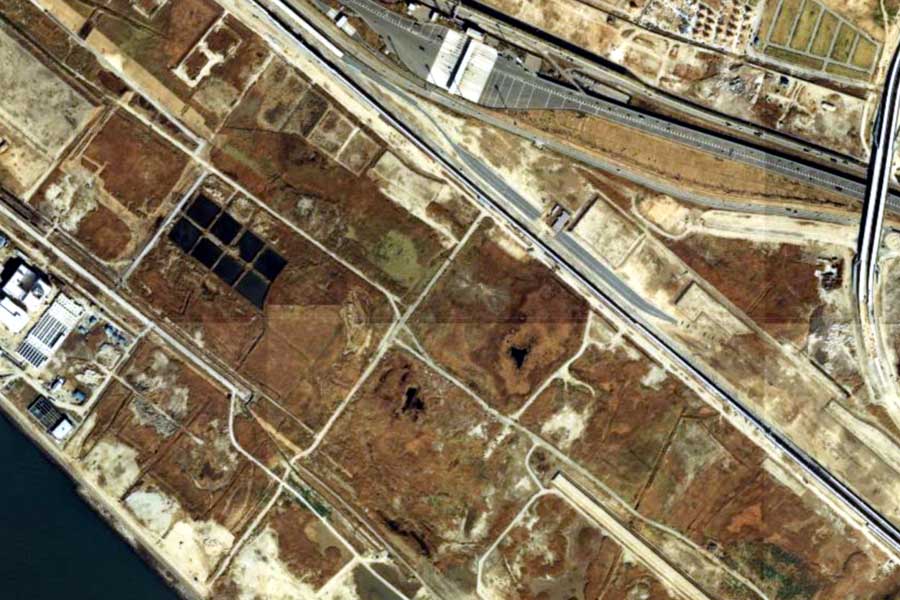 1980年頃の幕張豊砂駅建設予定地（画像：国土地理院）