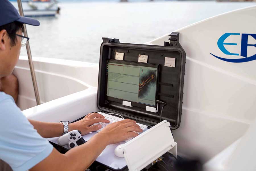実証実験艇 ECO BOAT 20ft-1（画像：エイトノット）
