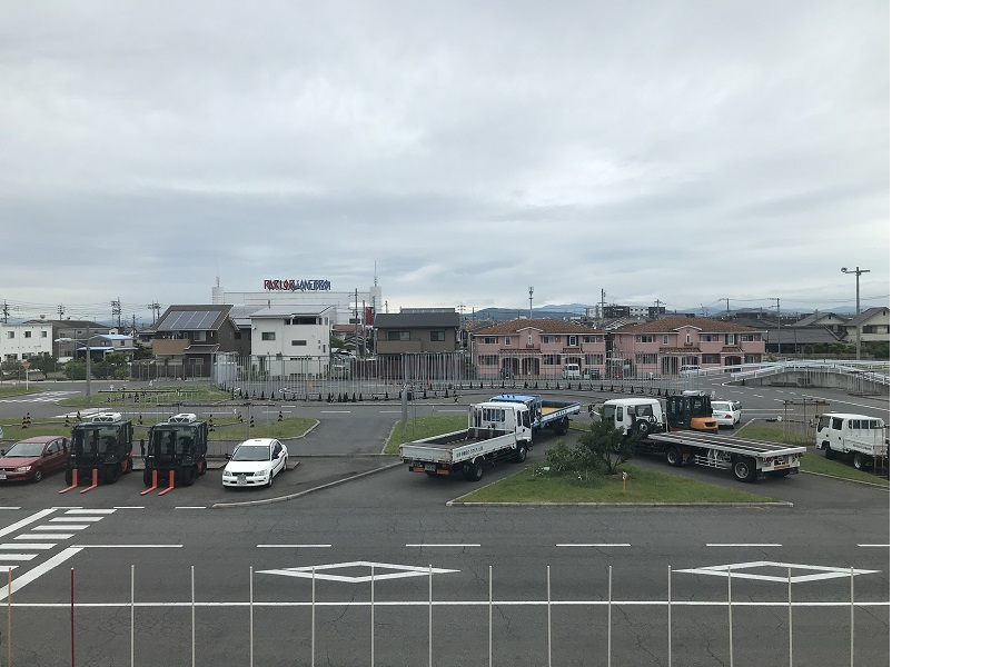 日本初の「AI教習所 岡山校」（画像：ミナミホールディングス）
