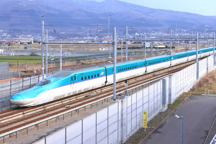 北海道新幹線（画像：写真AC）