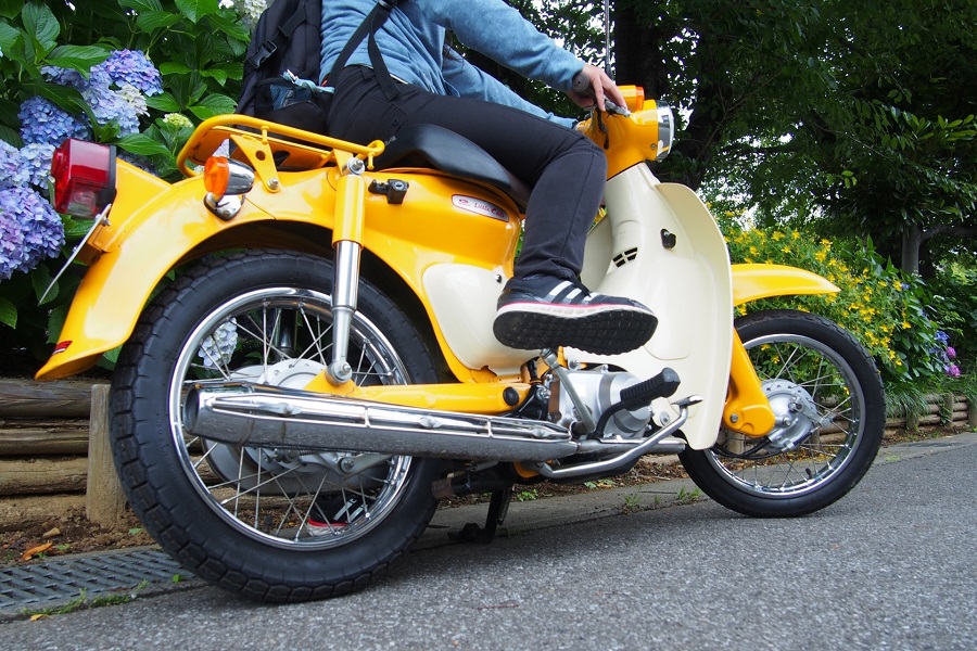 原付バイクであるスーパーカブのイメージ（画像：写真AC）