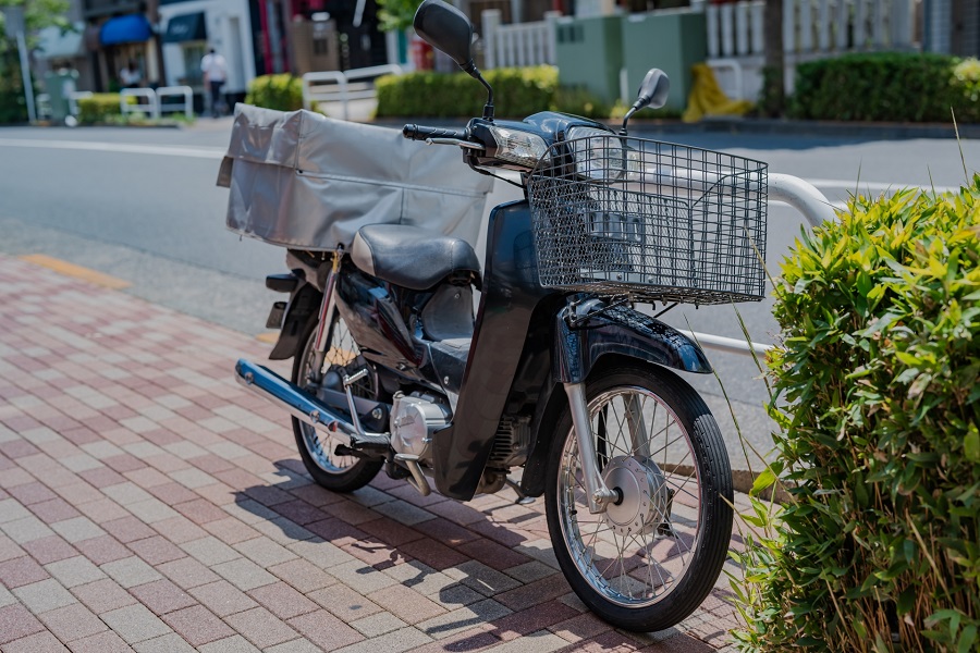 原付バイクを指す「カブ」、元は「ホンダ・スーパーカブ」から始まった（画像：写真AC）