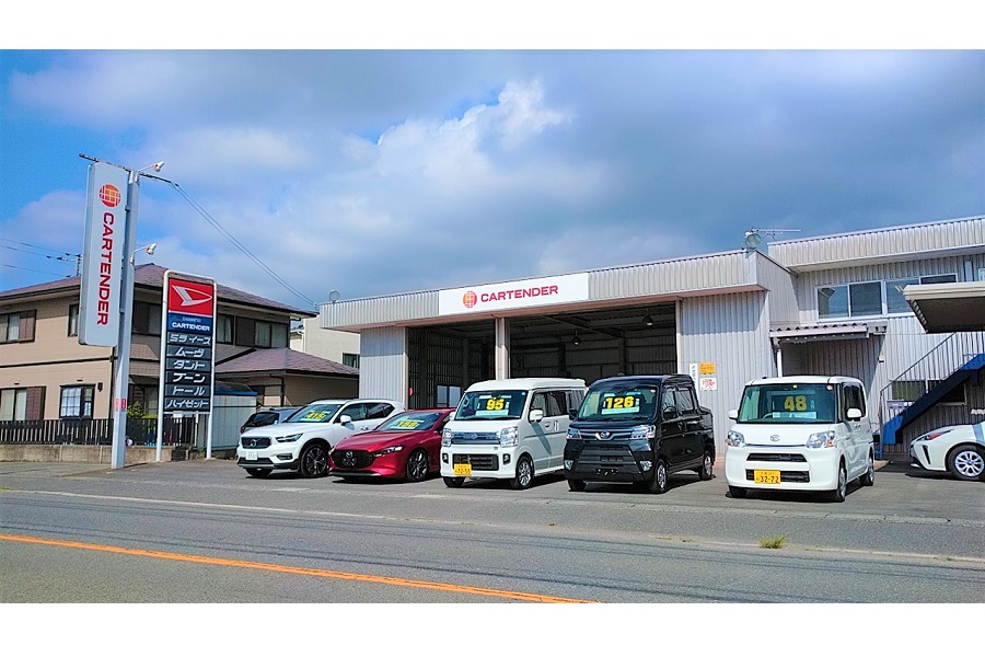 2022年8月、広島にオープンした中古車販売店（画像：タウ）