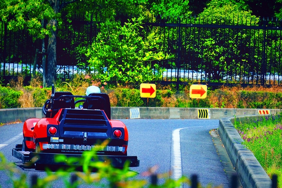 ゴーカートのイメージ（画像：写真AC）