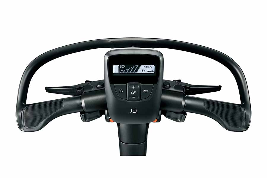 トヨタの立ち乗り電動三輪車「C+walk T」（画像：トヨタ）。