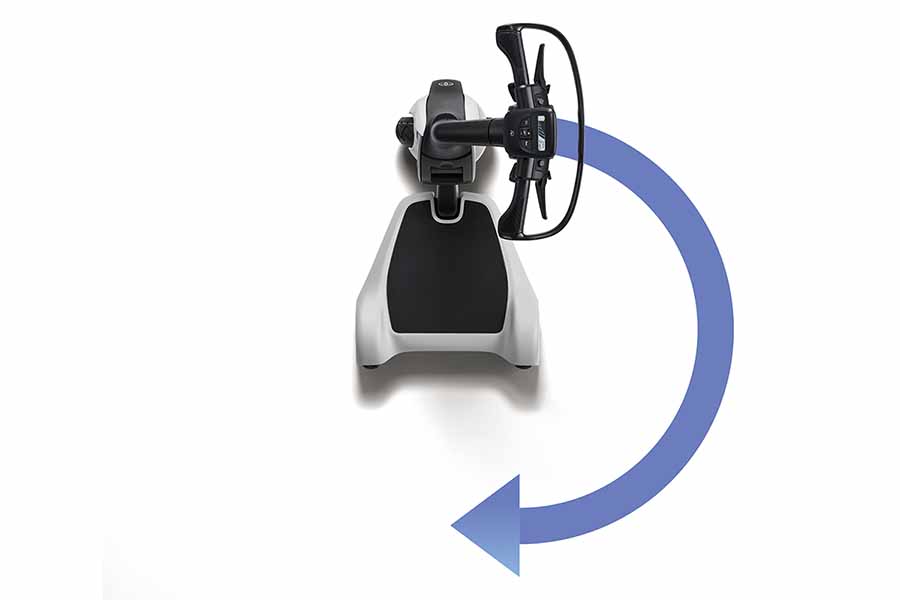 トヨタの立ち乗り電動三輪車「C+walk T」（画像：トヨタ）。