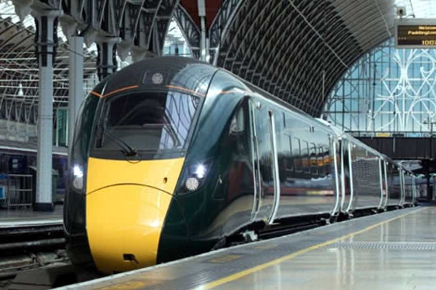 日立の鉄道車両システム「A-train」。画像は英国へ納入した「Class800」車両(画像:日立製作所)