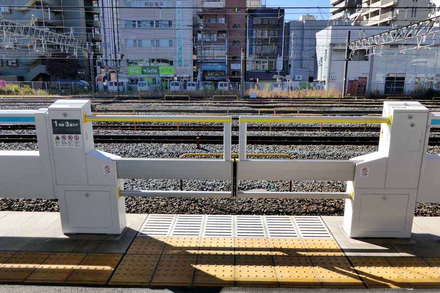 JR東日本のスマートホームドア（画像：岸田法眼）