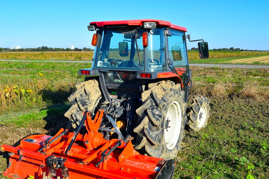 昭和20年代の「動力耕運機」に致命的欠点！ 田んぼで使いたいのに「防水」不十分、いったいなぜなのか | Merkmal（メルクマール）