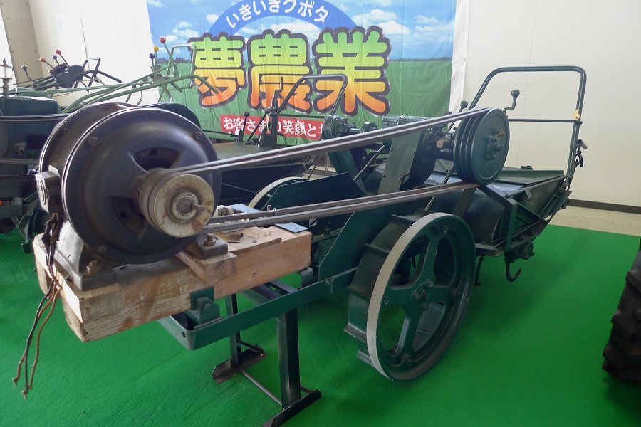 クボタK3電動モーター仕様。圃場（ほじょう）の近くに三相交流電源が引かれていた地域で使われていた電動モーター仕様。内燃機関ではなく電動という事実にある種の先進性を感じる一方、これは燃料の供給不安ゆえの苦肉の策だった（画像：守山進）