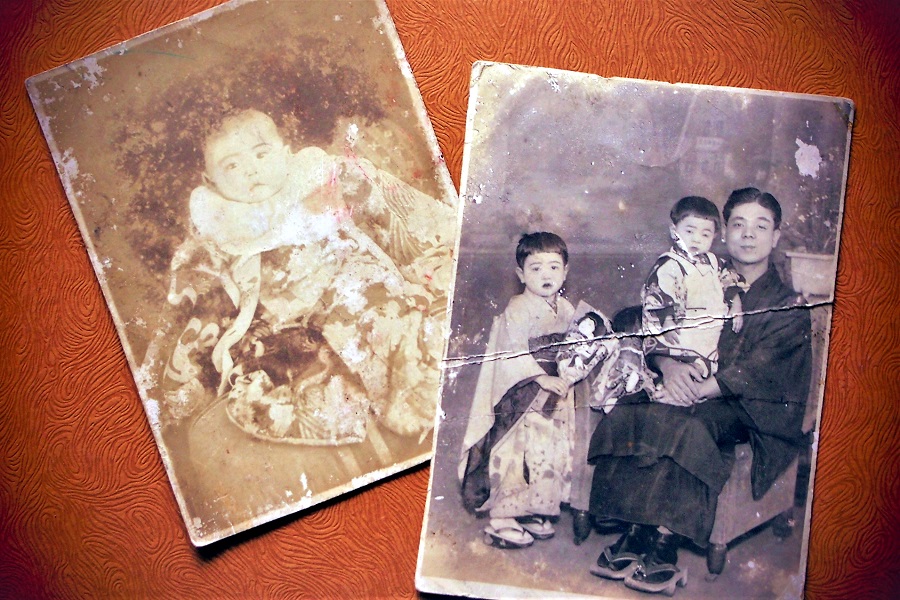 古い家族写真のイメージ（画像：写真AC）