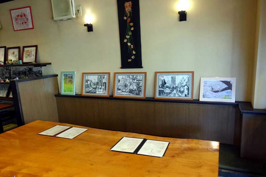 庚申塚停留場のホームに直結した「甘味処いっぷく亭」（画像：下関マグロ）