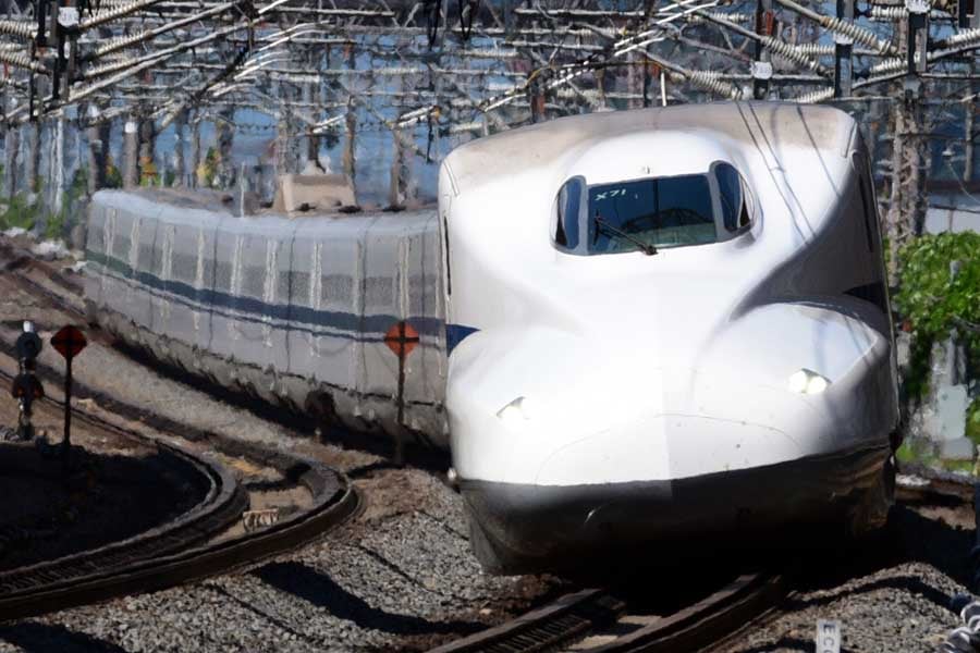 東海道新幹線の停電事故 現場大混乱も4時間で復旧 洗練された緊急対応は 10年代 からだった Merkmal メルクマール
