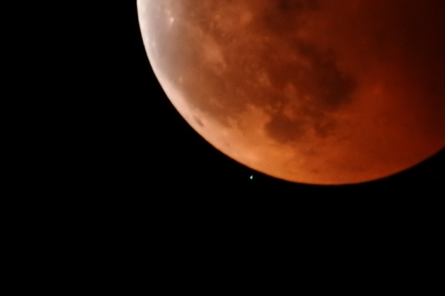 2022年11月8日の天王星食（画像：写真AC）