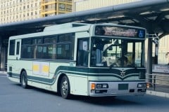 京都市営バス“倒産”寸前 「運転手が横柄」ではない、本当の赤字理由