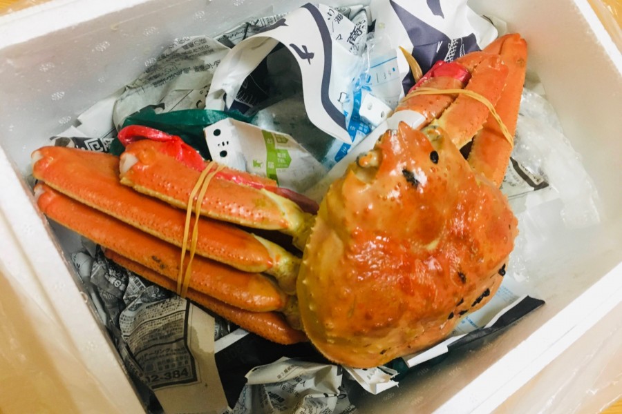 生ものやクール便は特に注意（画像：写真AC）