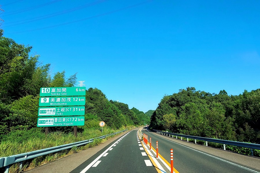 今後開通する高速道路の路線・区間は（画像：写真AC）