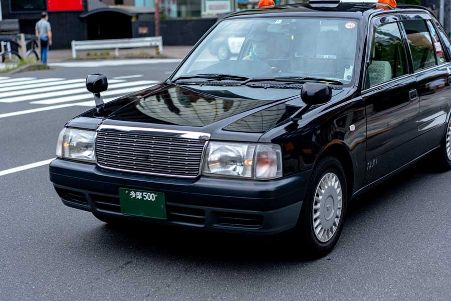 実は優秀な日本のタクシー仕様車（画像：写真AC）