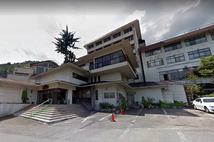 旅館「雪国の宿 高半」(画像:(C)Google)