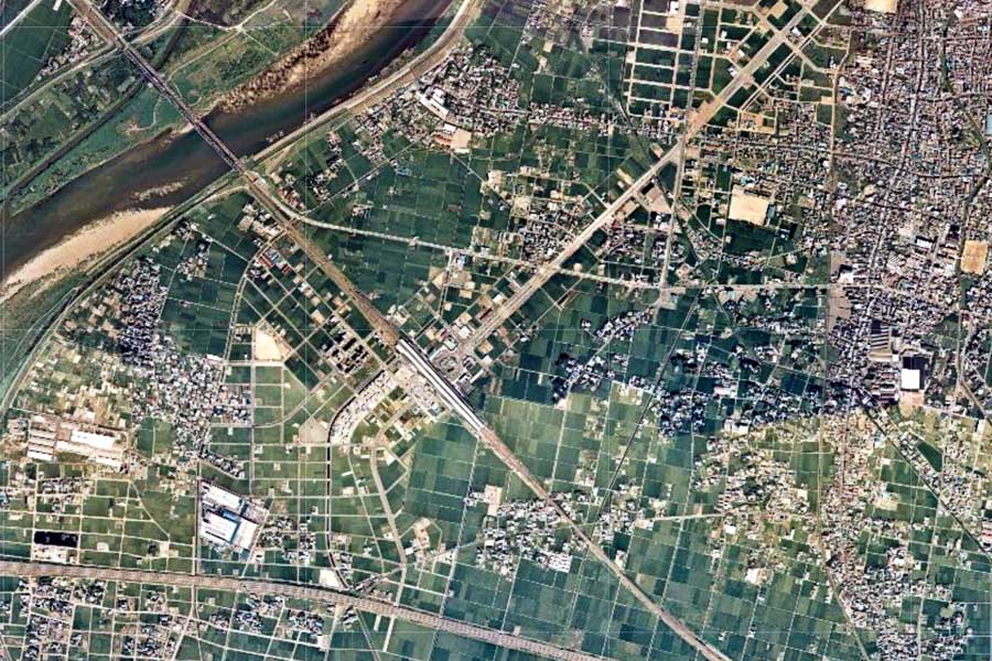 1975年頃の岐阜羽島駅周辺の航空写真（画像：国土地理院）