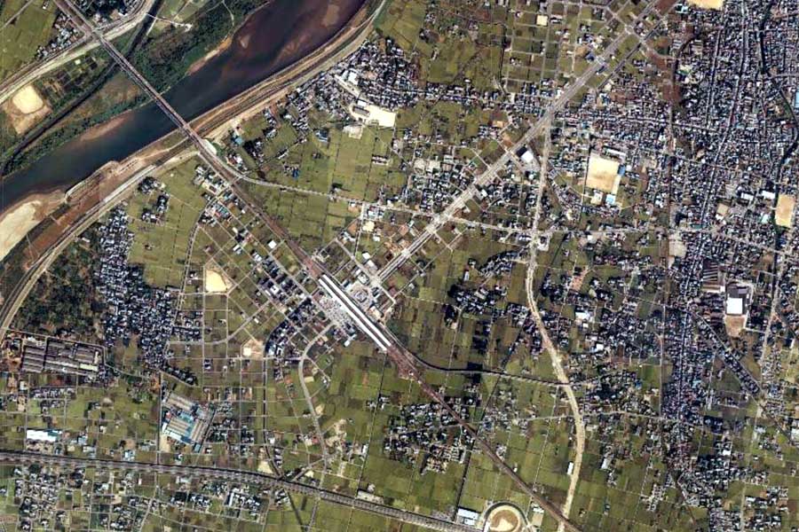 1980年頃の岐阜羽島駅周辺の航空写真（画像：国土地理院）