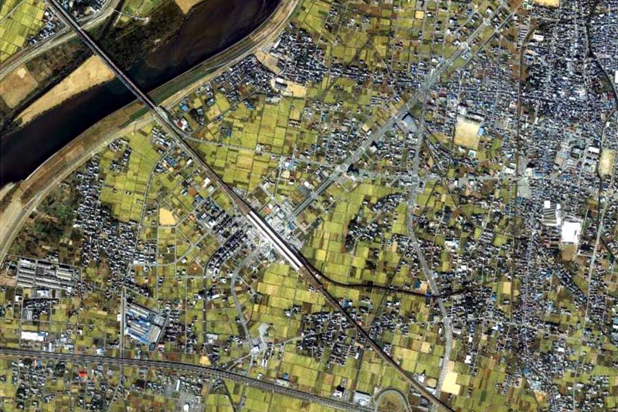 1990年頃の岐阜羽島駅周辺の航空写真（画像：国土地理院）