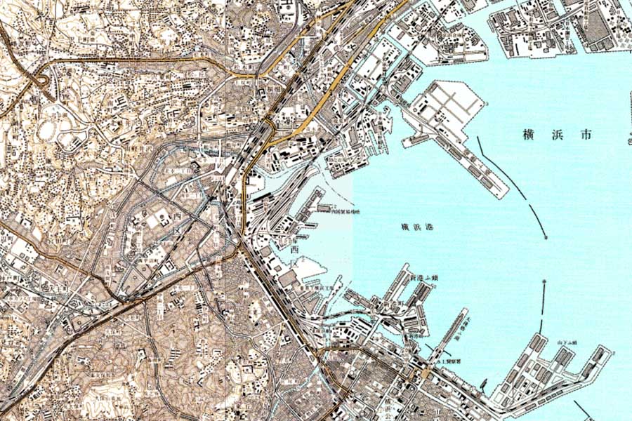 1967年（昭和42）年発行の横浜港の地図（画像：国土地理院）